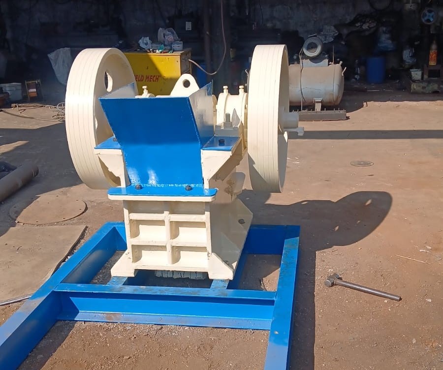 Crushing & sizing used in Glass Recycling Plants